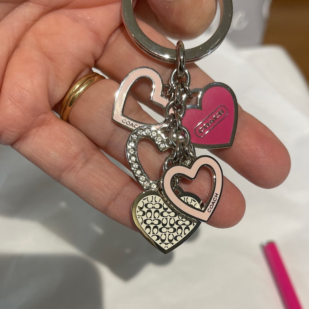 COACH Multi Heart Charm Keychain  with Ink Pen - Picture 4 of 4